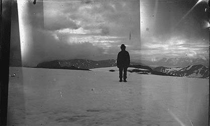 Image: Charles Rabot, “On the glacier between Jøkelfjord and Langfjord”, 1881.